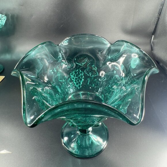 Westmoreland Laurel Green Paneled Grape Pedestal Compote Bowl Dish W Sticker VTG - Picture 9 of 14